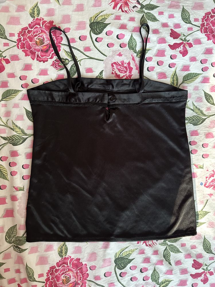 Black Camisole Top With Lace Detail image 2
